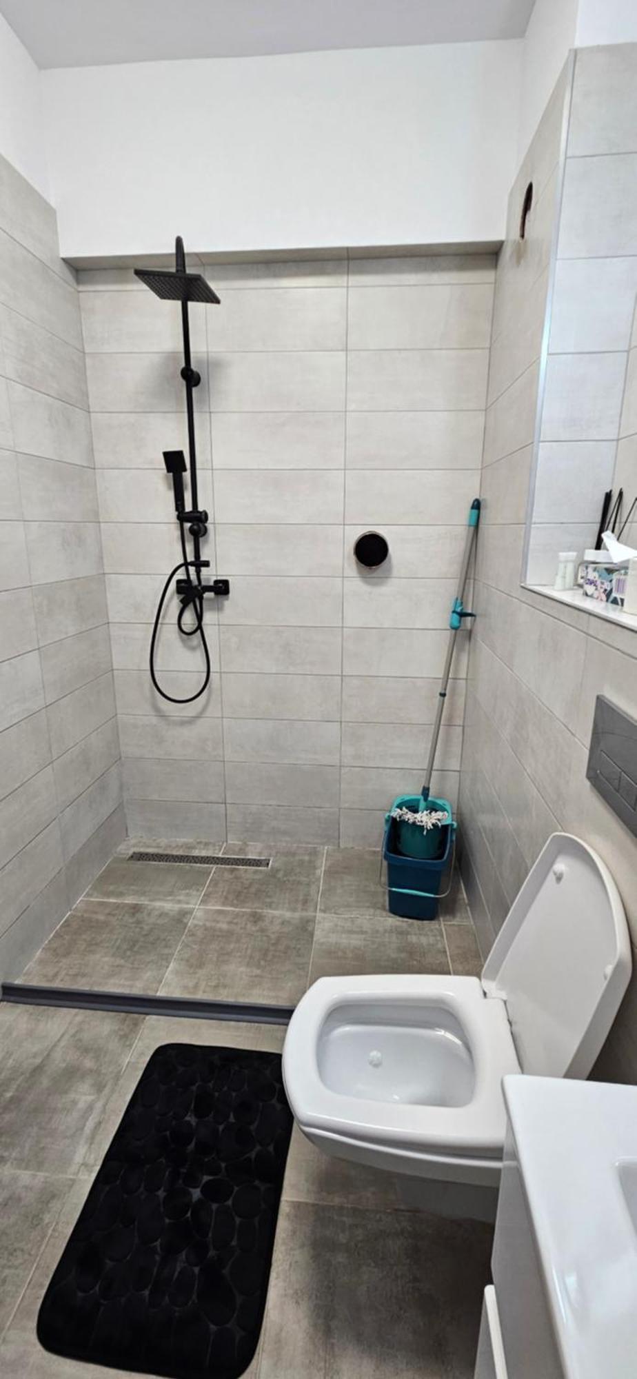 Apartament Dem Radulescu Langa Strand Râmnicu Vâlcea 외부 사진