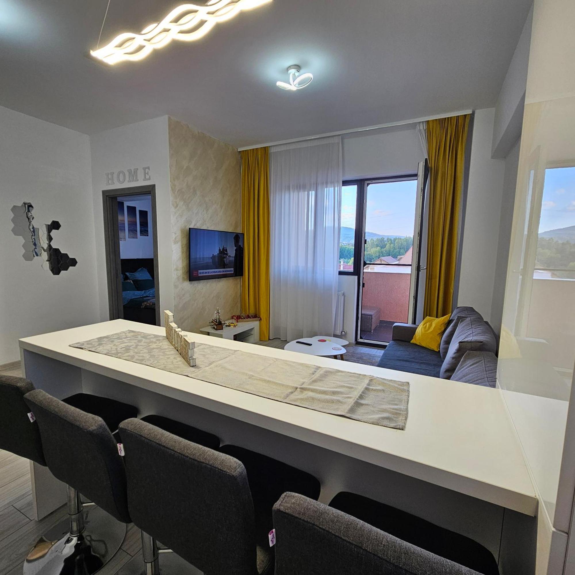 Apartament Dem Radulescu Langa Strand Râmnicu Vâlcea 외부 사진